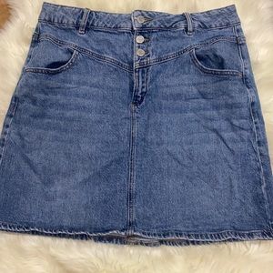Dynamite Denim Skirt - High waisted
